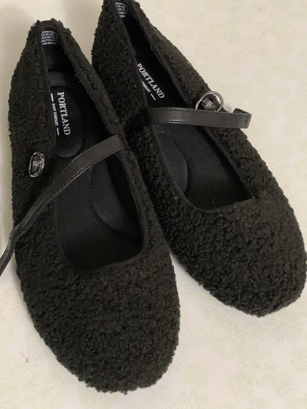 Portland Boot Company Women's Black Cozy Teddy Flats Size 8 NWOT